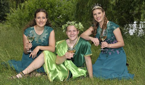 Für das Programm bitte klicken